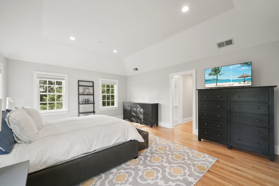 2 Belmont Drive Photo 21