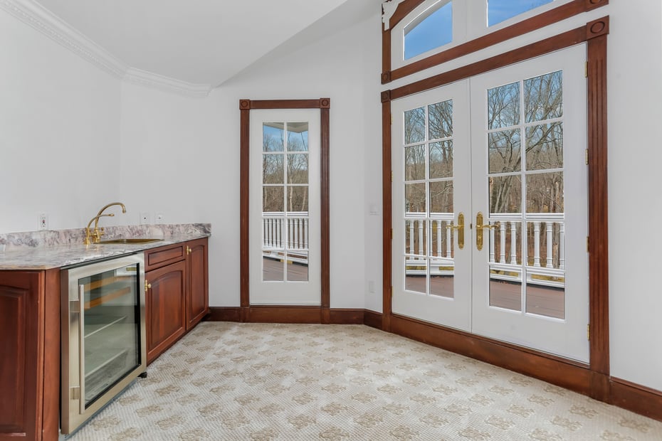 637 Valley Road Photo 28