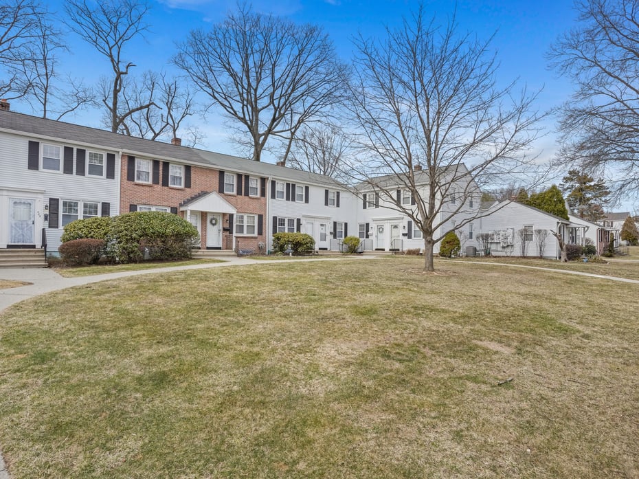393 Sylvan Knoll Road #393 Photo 29