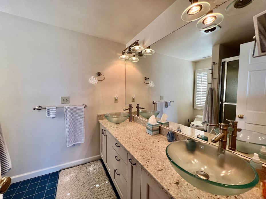 146 Middle Beach Road Photo 12