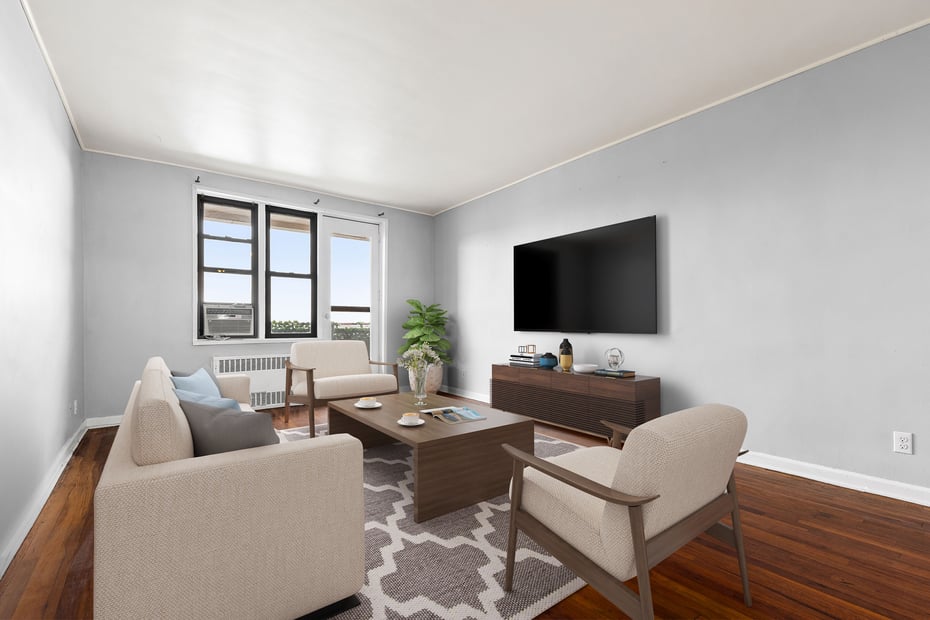 325 King Street  #5c Photo 1