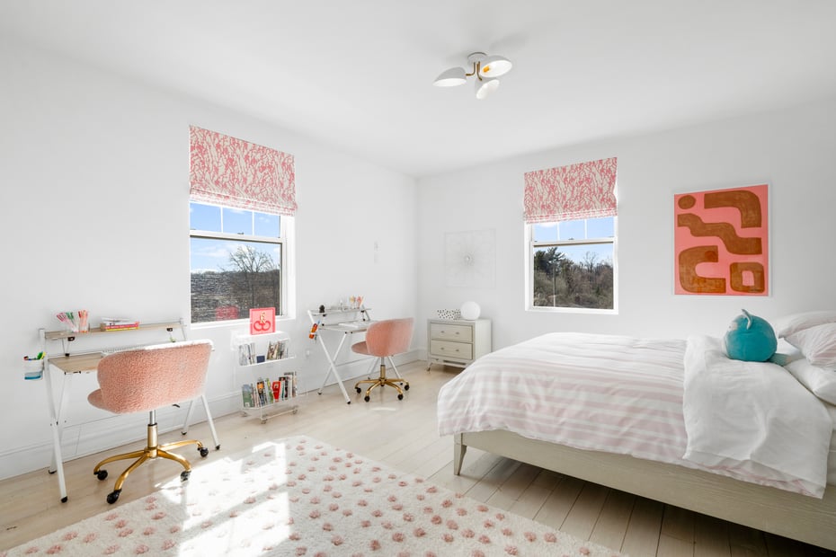 1475 Roosevelt Place Photo 14