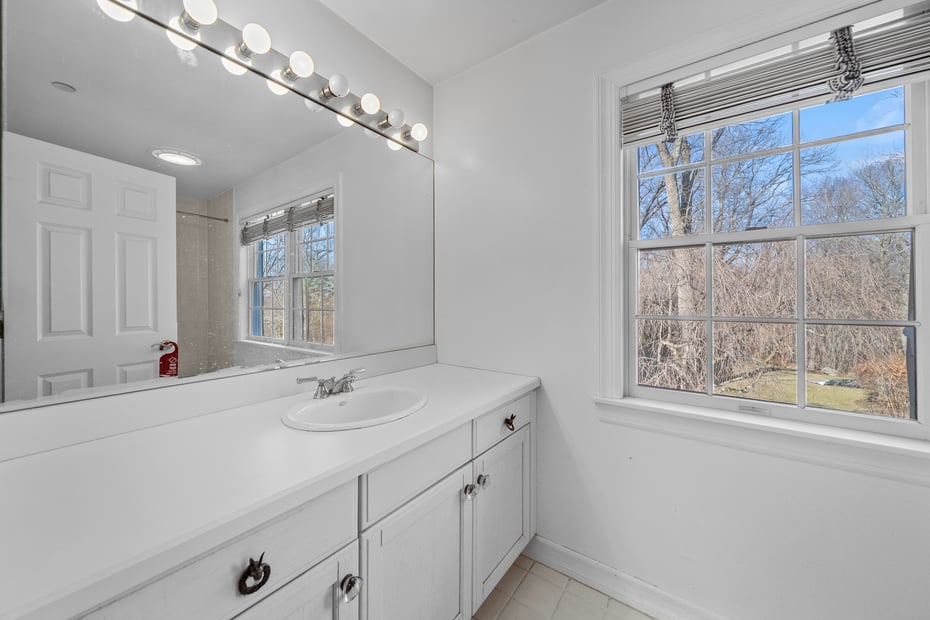 2 Camden Court Photo 33