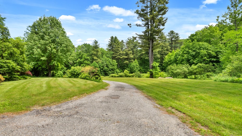 300 Alcott Rd Photo 61
