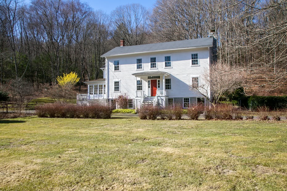 11 Hodge Road Photo 1