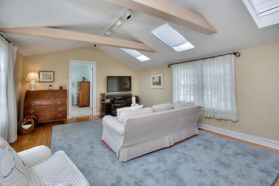 1007 Fairfield Beach Road Photo 20