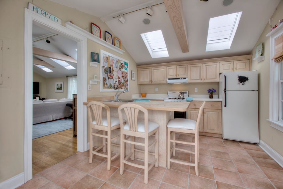 1007 Fairfield Beach Road Photo 23