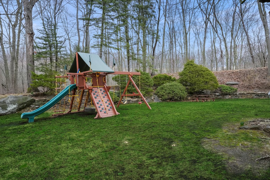 142 Trillium Road Photo 27