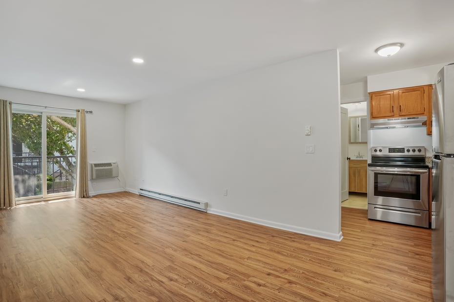 115 Short Beach Road  #109 Photo 3