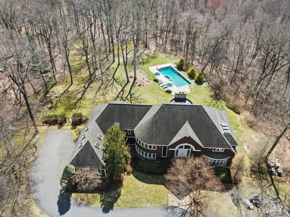 26 Hemlock Hills Photo 3