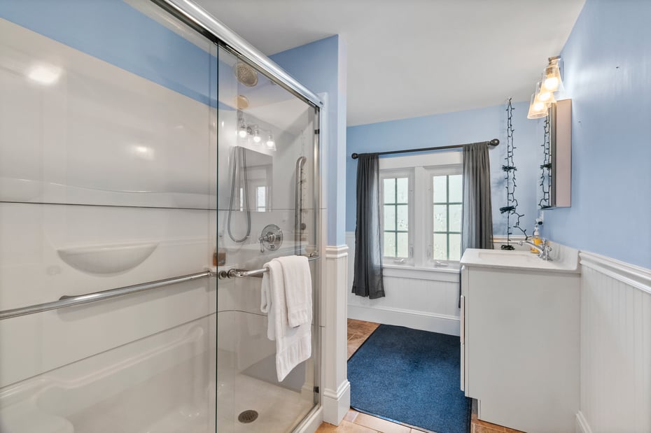 587 Taugwonk Road Photo 21