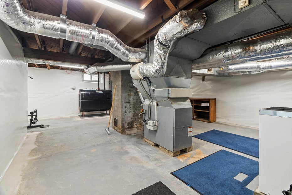 587 Taugwonk Road Photo 23