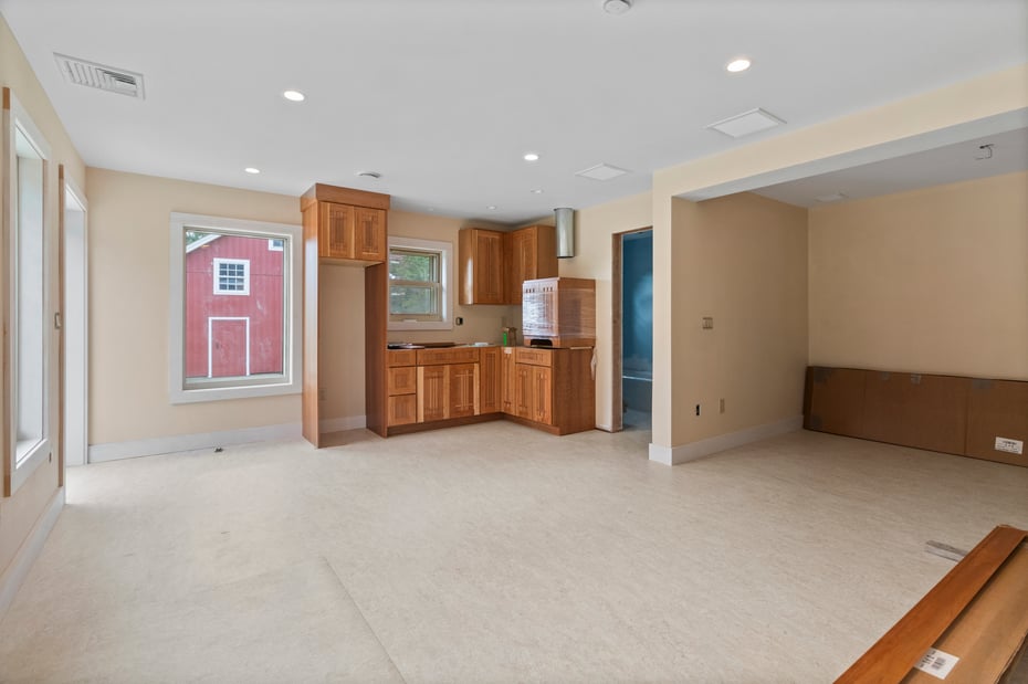 587 Taugwonk Road Photo 31