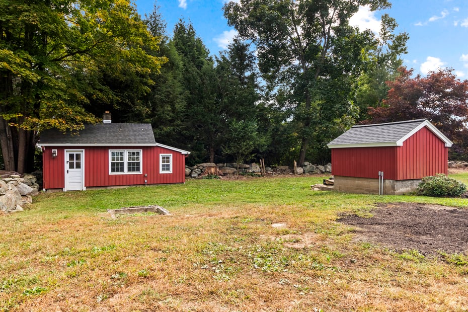 587 Taugwonk Road Photo 39