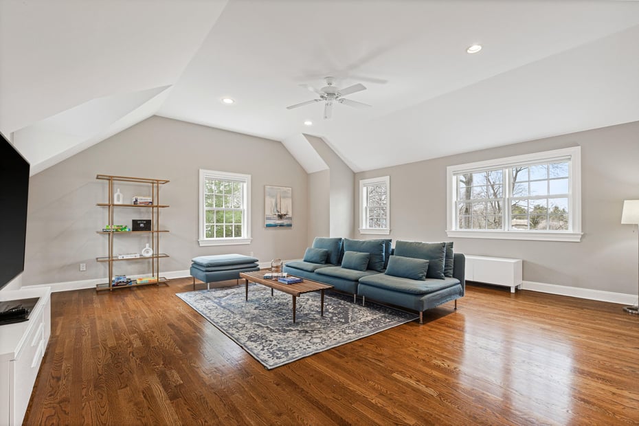 803 Oakwood Road Photo 27