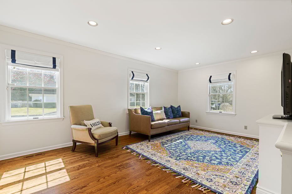 9 Westwood Drive Photo 22