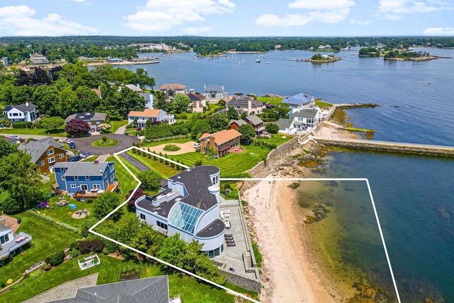 30 Beachfront Lane Photo 2