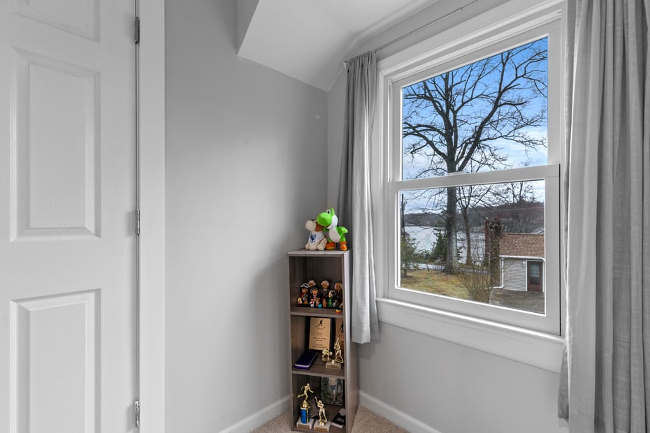 10 3rd Avenue Photo 16