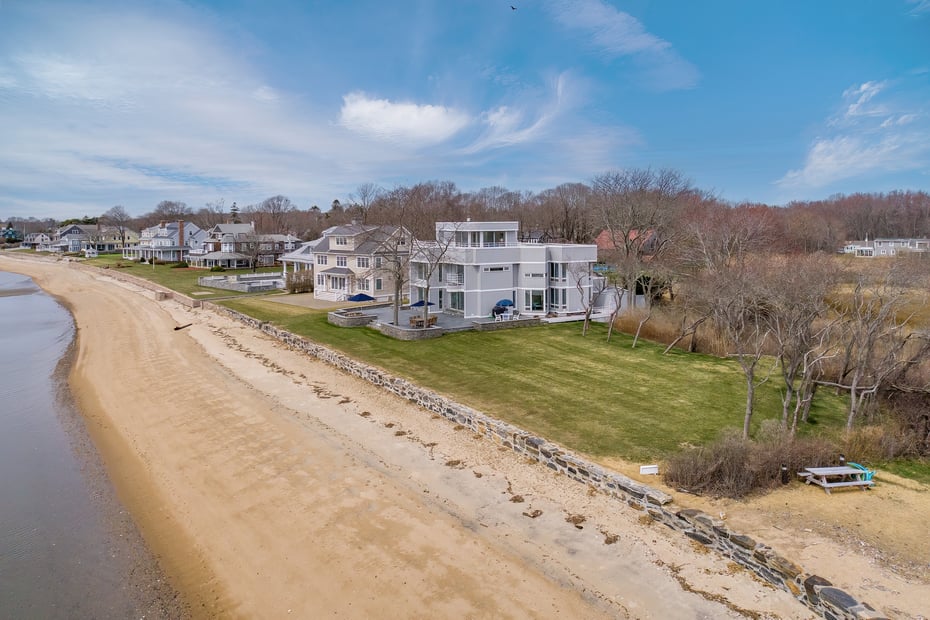 166 Fiske Lane Photo 2