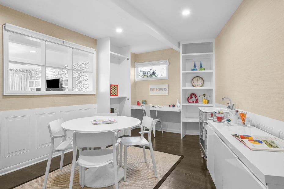 705 The Crescent Photo 22