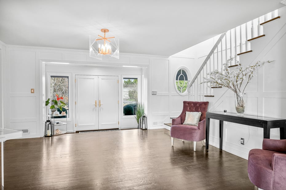 705 The Crescent Photo 29