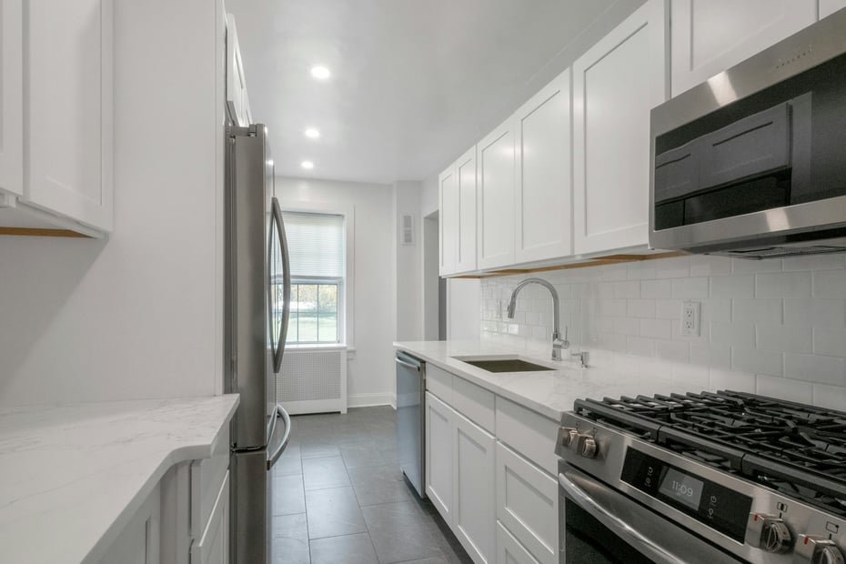 300 S Broadway  #1 L Photo 5