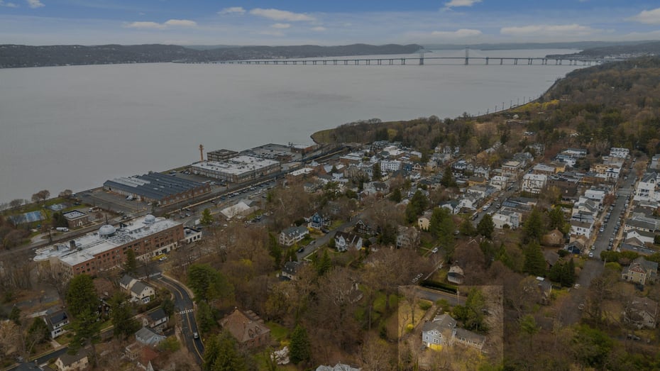 14 Barney Park Photo 42