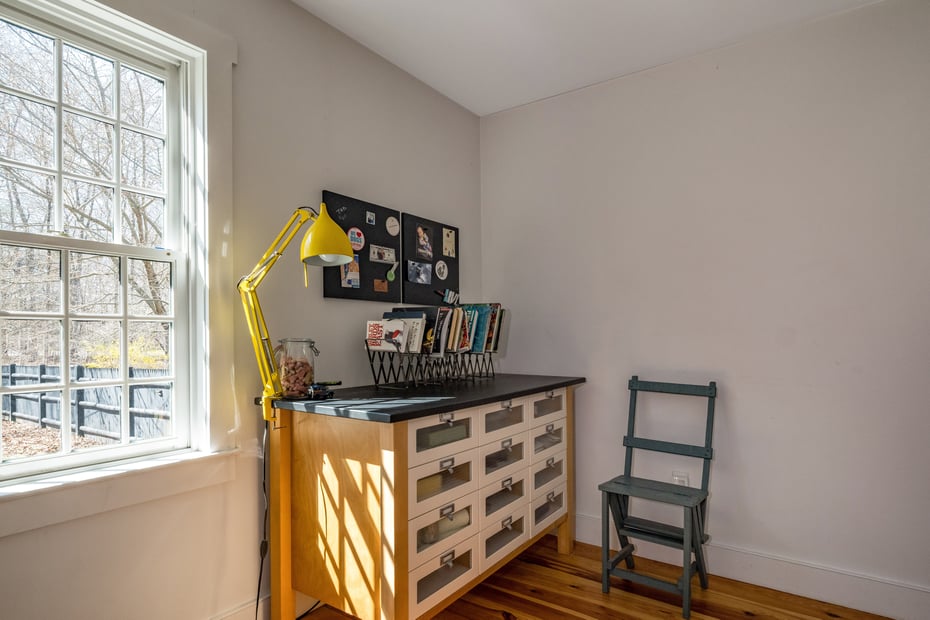 8 Shelter Rock Road Photo 12