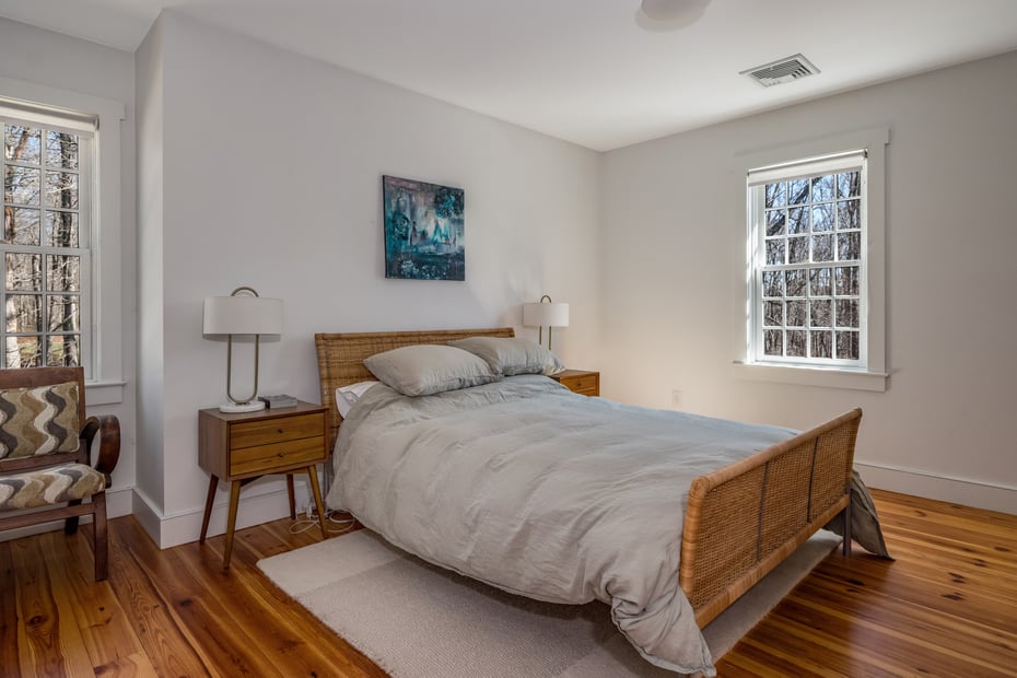 8 Shelter Rock Road Photo 20