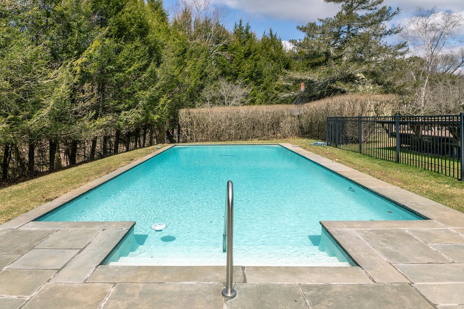 13 Taber Road Photo 25