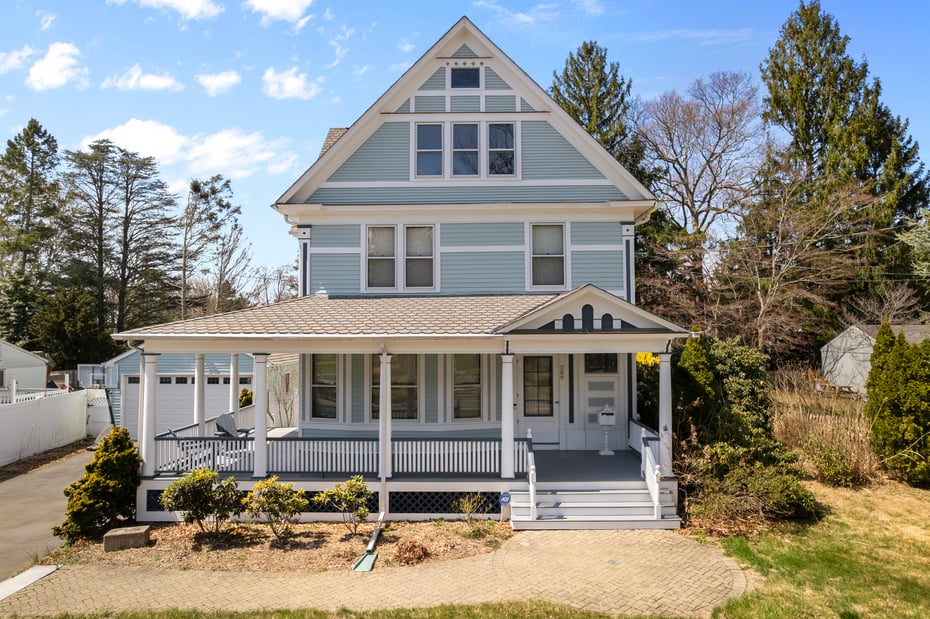 289 Gulf Street Photo 1