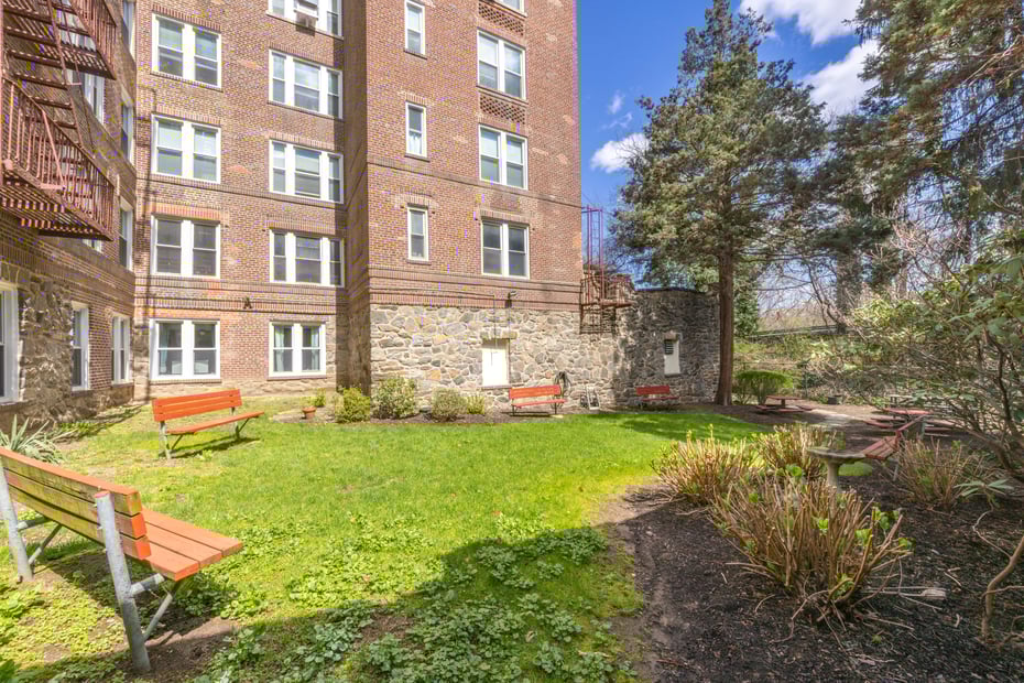 1440 Midland Avenue  #GD Photo 21