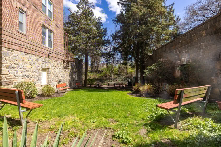 1440 Midland Avenue  #GD Photo 22