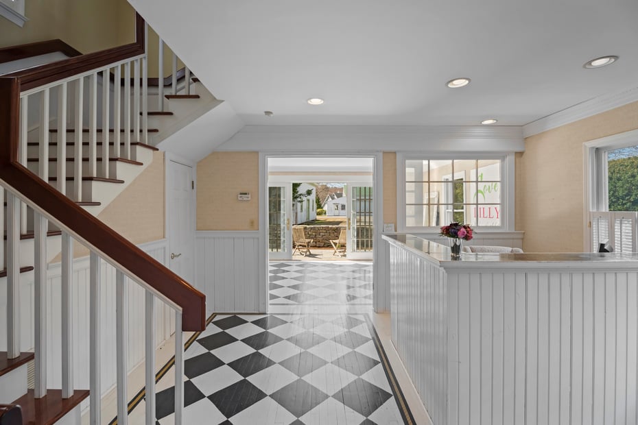 60 Lyme Street Photo 9