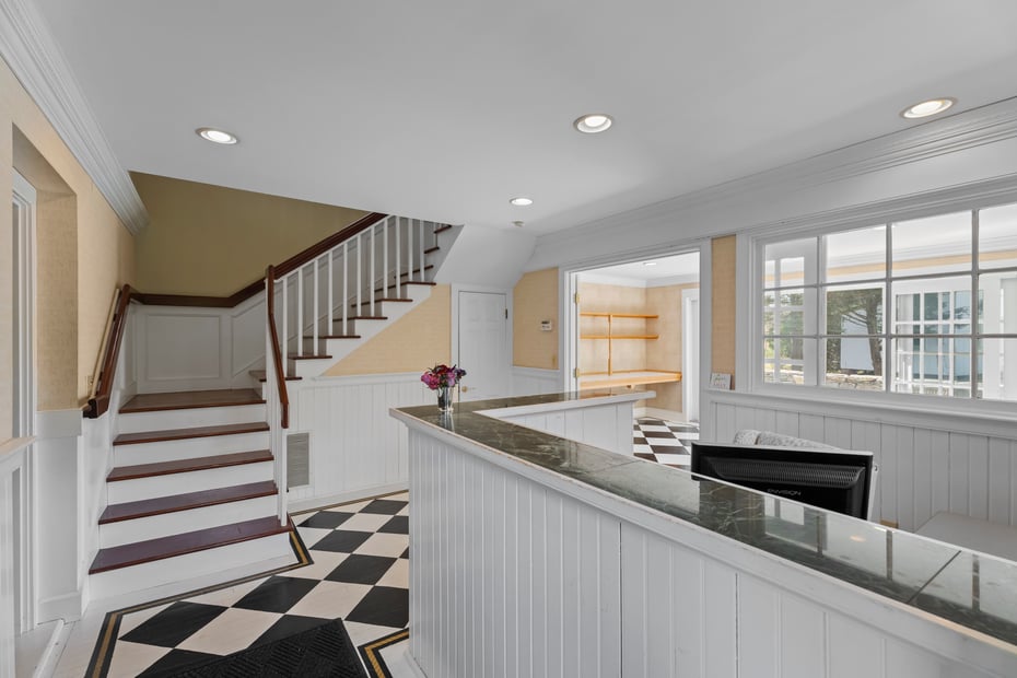 60 Lyme Street Photo 13