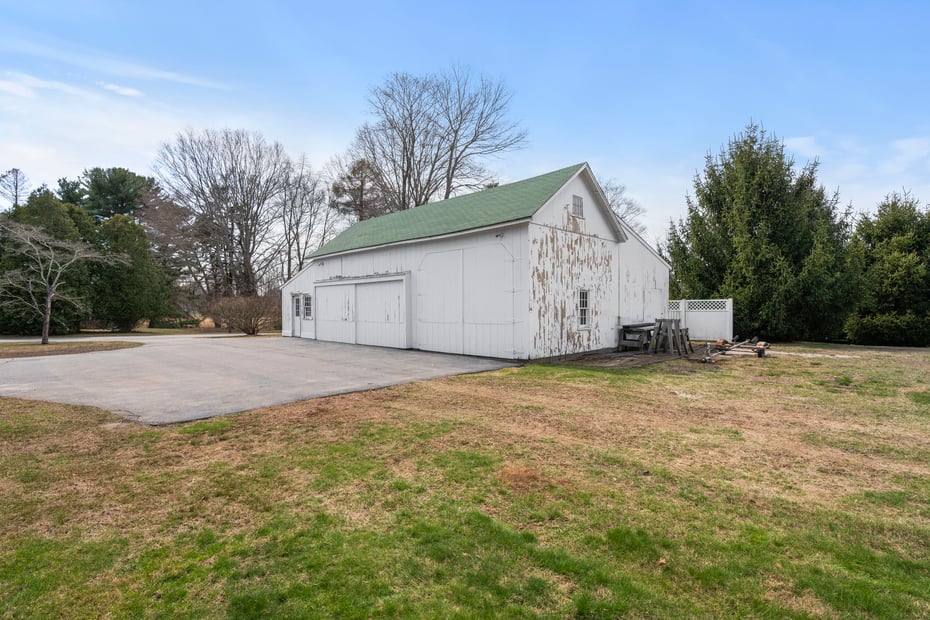 60 Lyme Street Photo 17