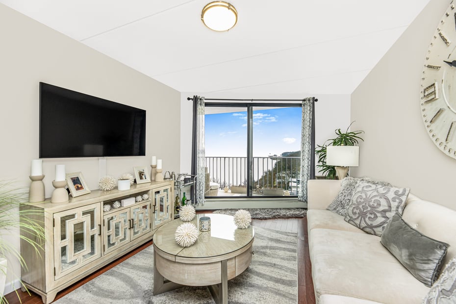 1155 Warburton Avenue  #11Y Photo 1