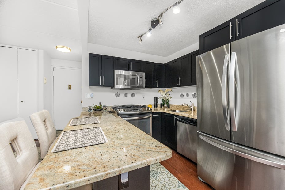 1155 Warburton Avenue  #11Y Photo 5