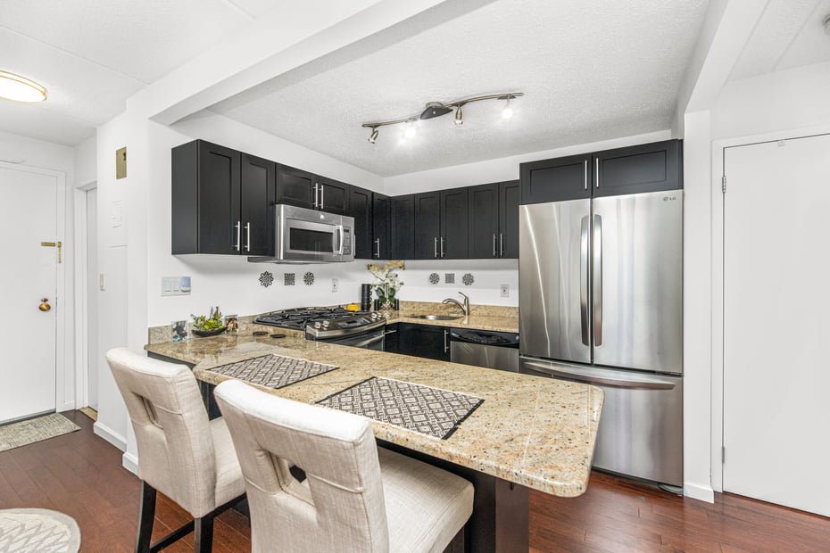1155 Warburton Avenue  #11Y Photo 4