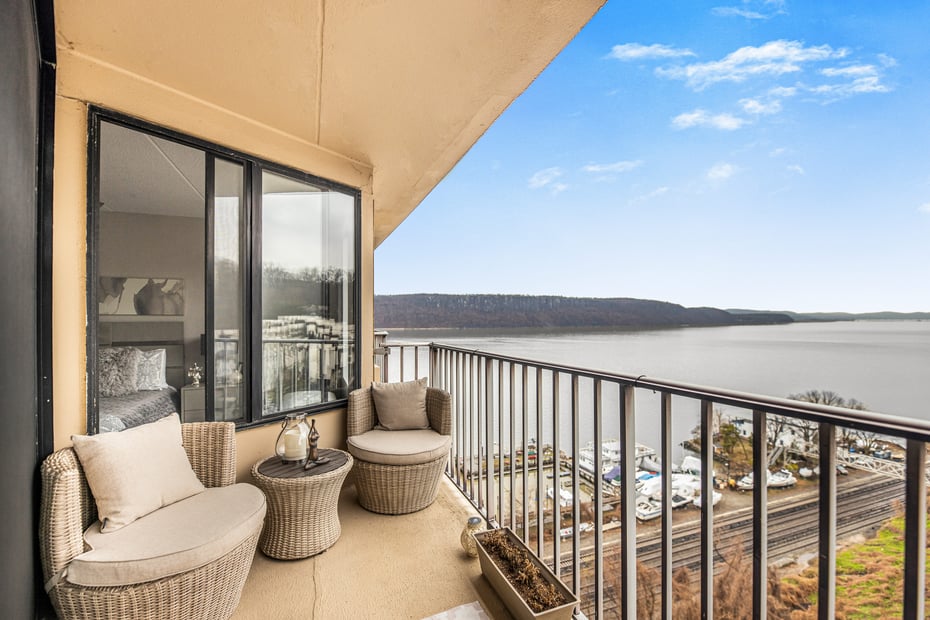 1155 Warburton Avenue  #11Y Photo 6