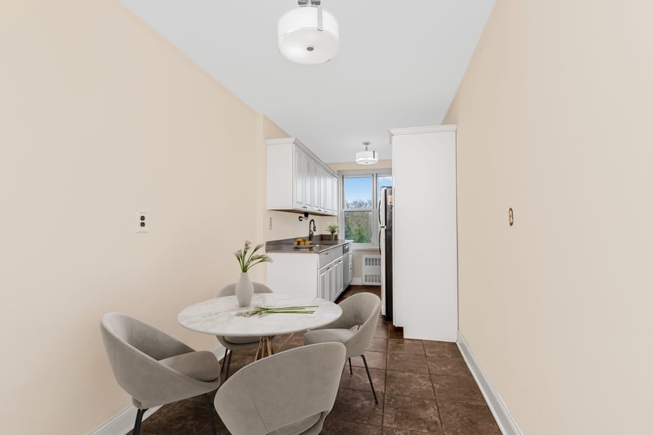 1304 Midland Avenue  #C35 Photo 8