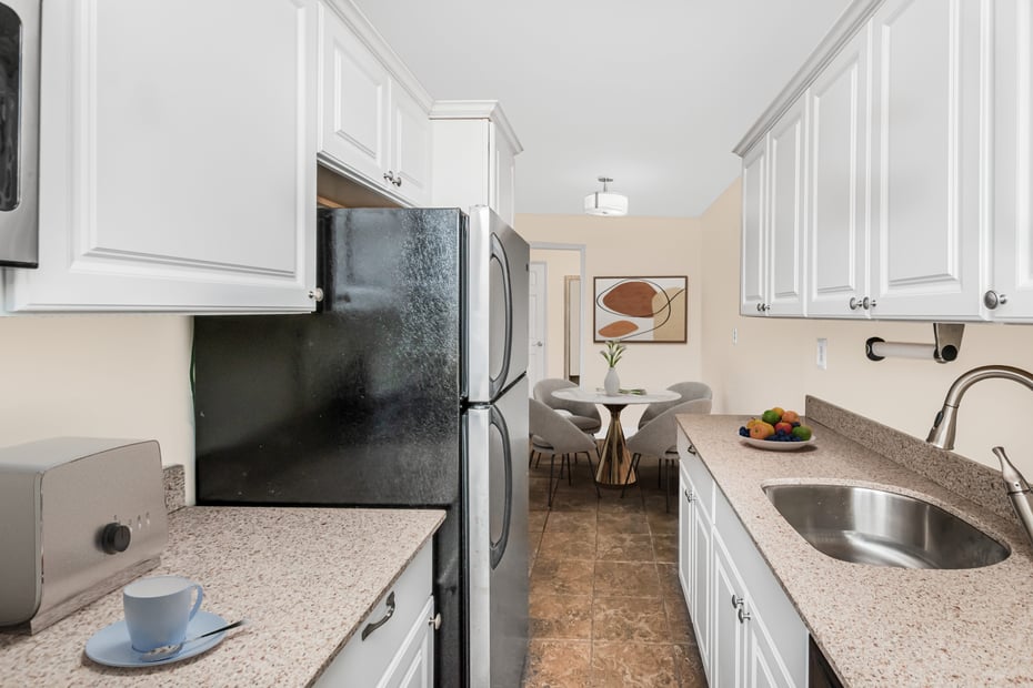 1304 Midland Avenue  #C35 Photo 7