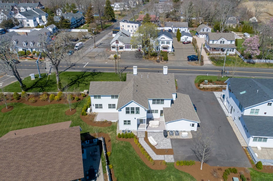 908 Boston Post Road Photo 7