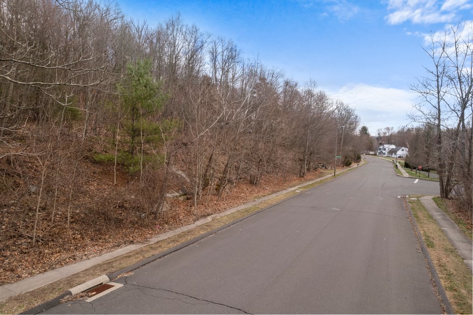 671 Fern Hill Road Photo 7