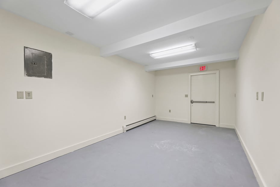 14 Pine St Photo 21