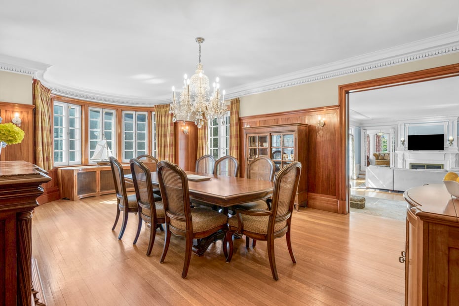 4610 Boston Post Road Photo 8