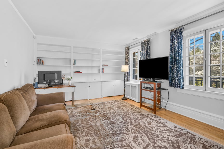4610 Boston Post Road Photo 24