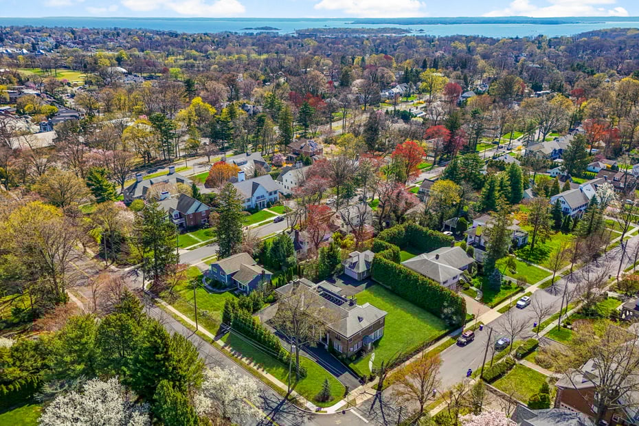 4610 Boston Post Road Photo 33