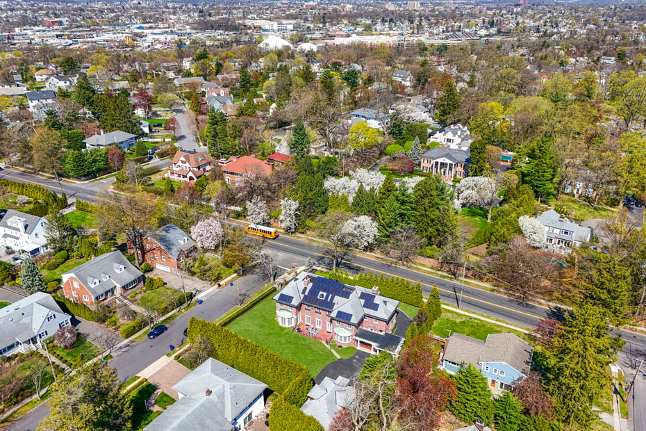 4610 Boston Post Road Photo 35