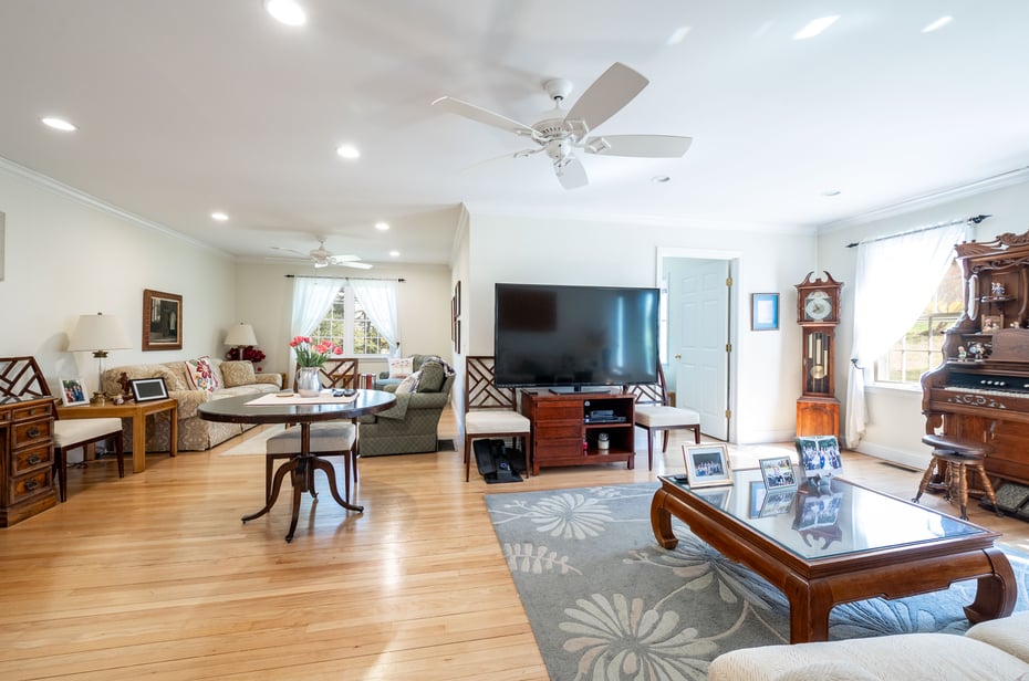 2 Greenview Road Photo 10